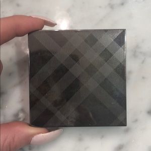 Burberry Blush No 11 Dark Earthy